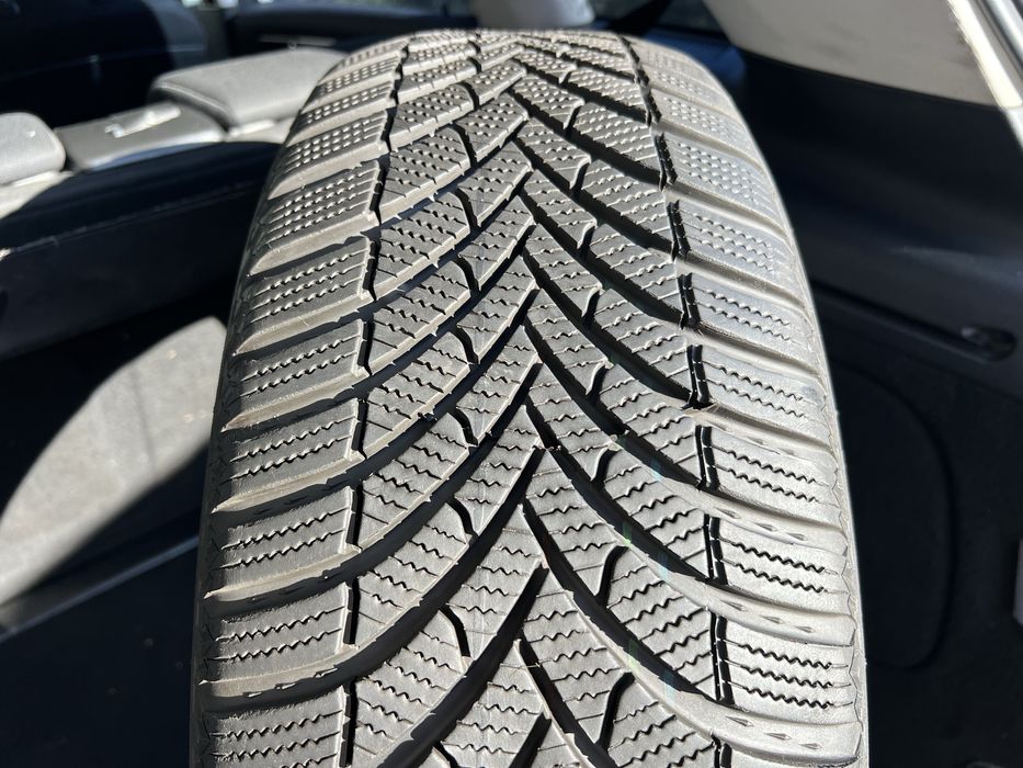 SEMPERIT 215 60 r16 Speed-Grip 5 95% протектору 2022 ЗИМА 1 шт запаска