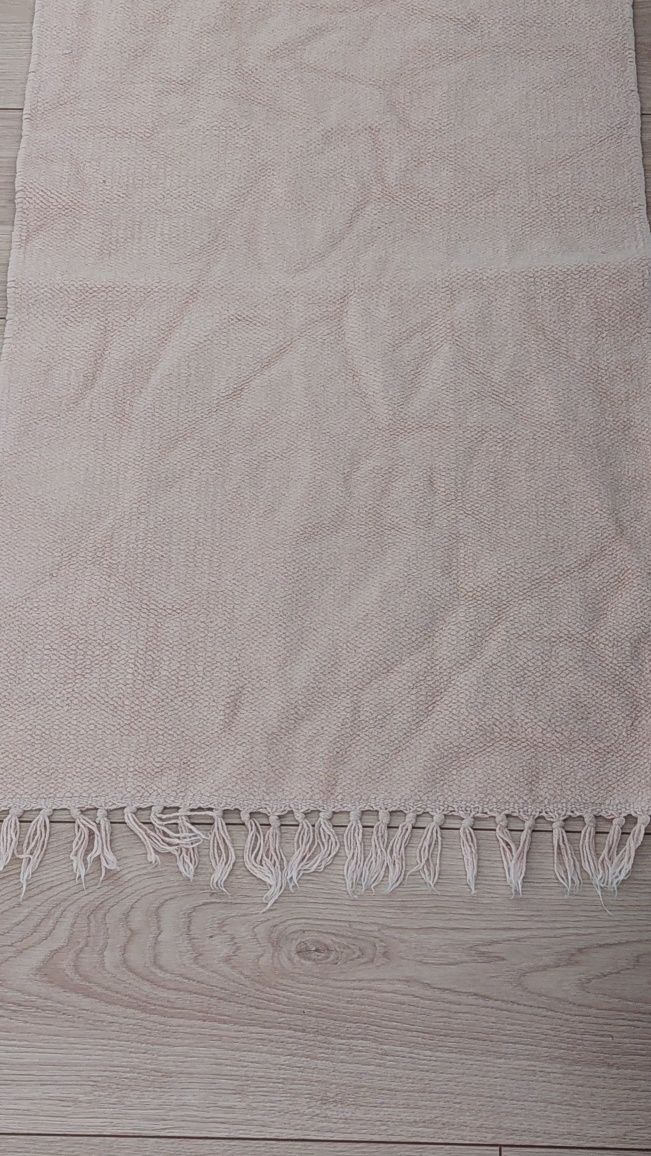 Tapetes em rosa claro de algodão
