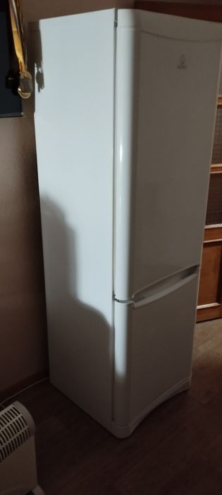Indesit в гарному робочому стані