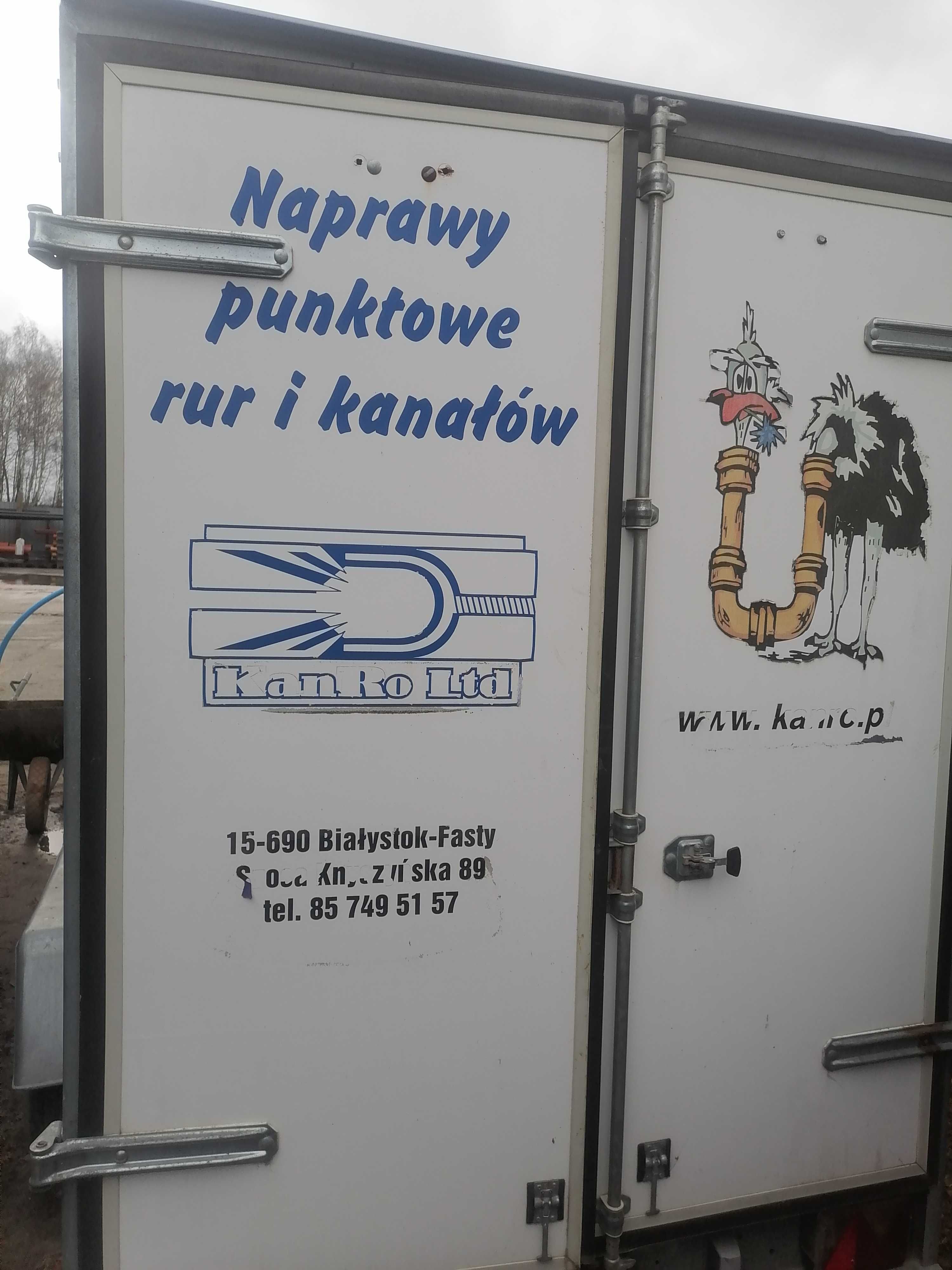 Przyczepka dwuosiowa/ciężarowa, 
Ładowność 1270kg