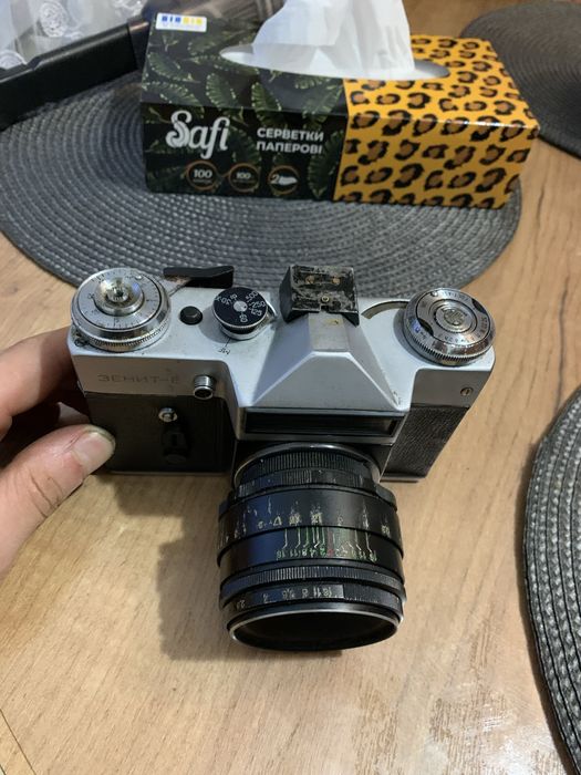 Фотоапарат Зенит-е з обєктивом