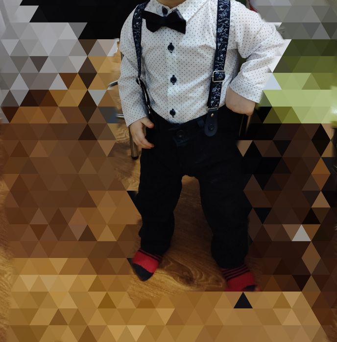 Святковий Костю на хлопчика розмір 12-18міс.