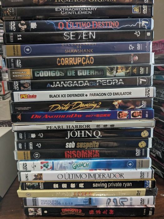 150 filmes em DVD, como novos, 5€ cada.