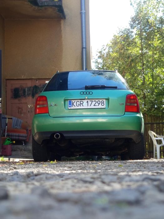 Audi a4 b5 1.8 125 km