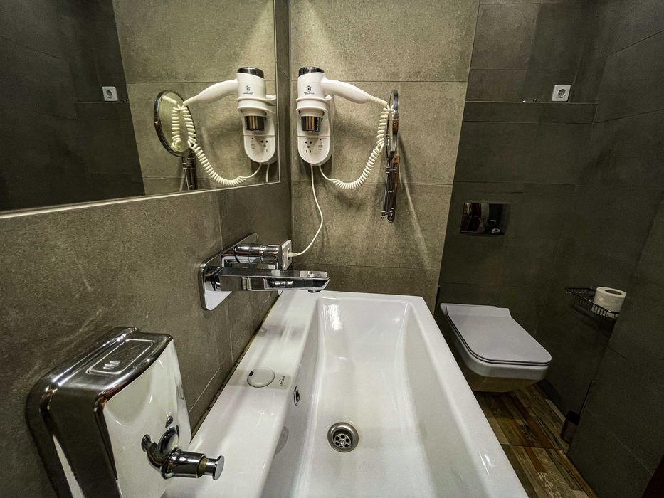 2-кімн. Подобово квартира з ремонтом в Центрі біля набережно