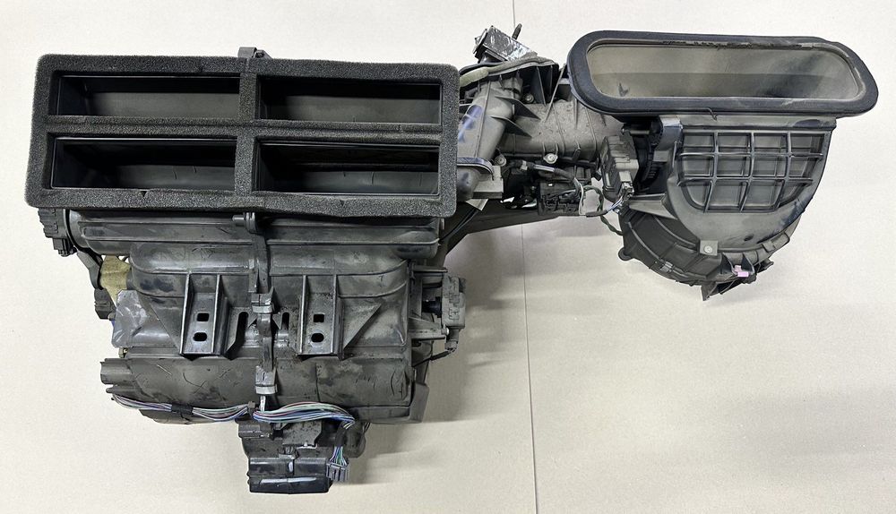 Клімат Jeep Grand Cherokee WK1 3.0 crd 2005/2010 Розборка !!