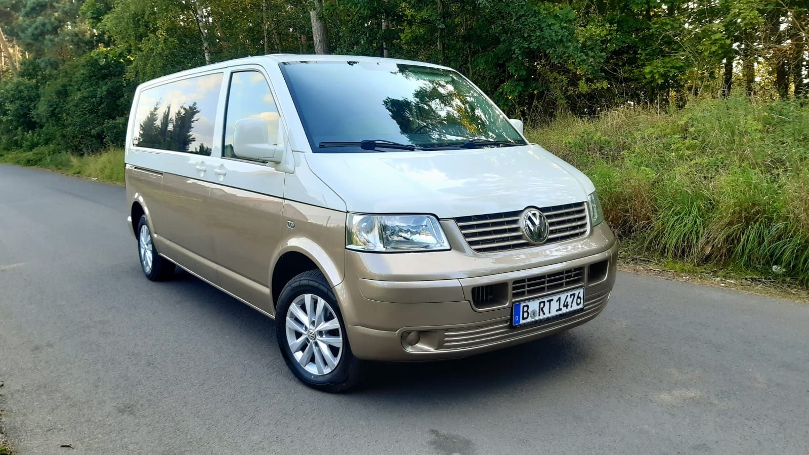 VW Volkswagen T5 LONG 8 osobowy TDI 2009 r. z Niemiec