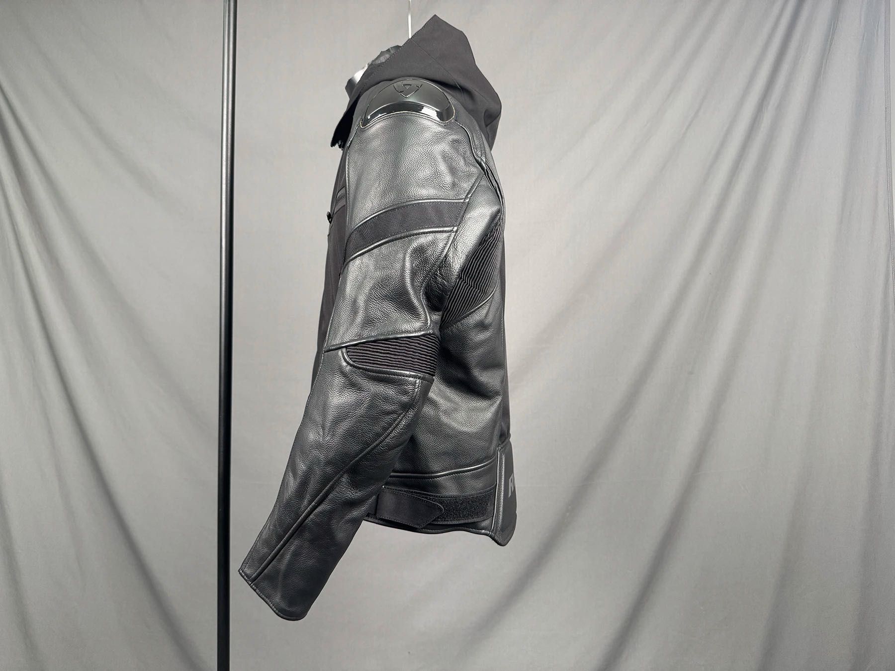Мотокуртка Revit , Alpinestars, Dainese Target H2O