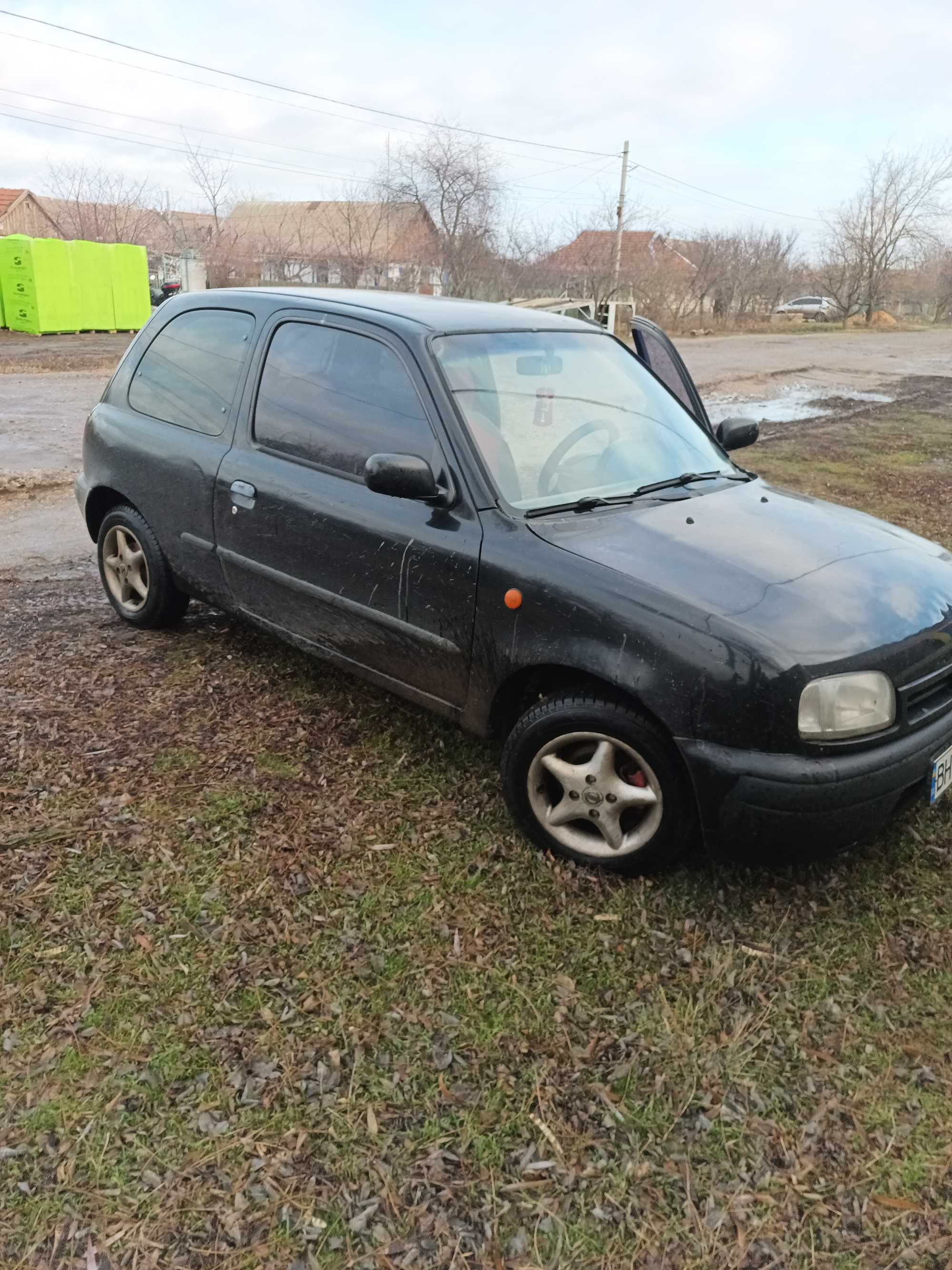 Nissan mikra k 11
