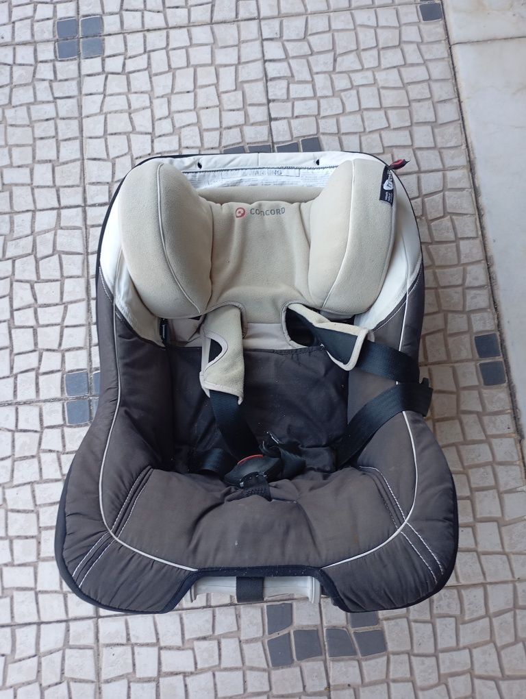 Cadeirinha Criança/Bebé Auto