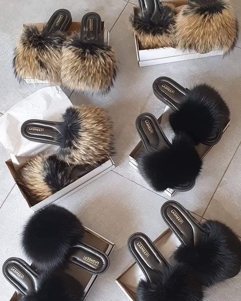 Eleganckie klapki z naturalnym futerkiem z Jenota