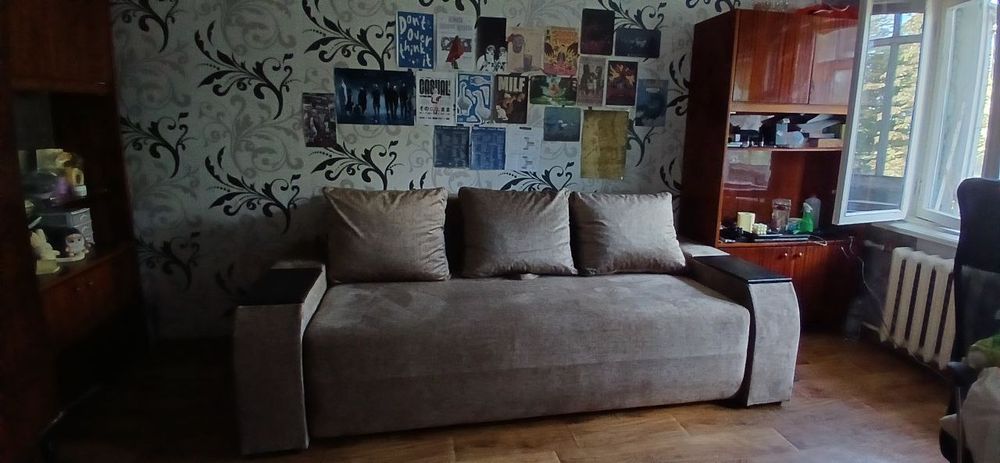 Продам диван новий