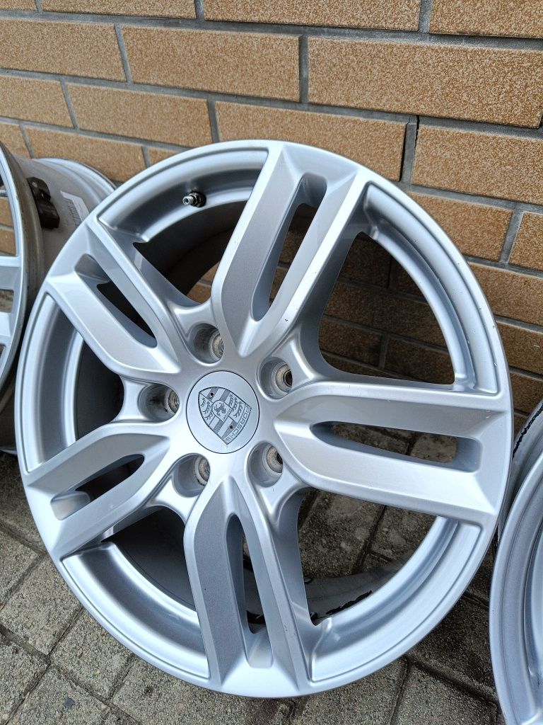 Felgi Aluminiowe 18 Cali 5x130 8Jx18H2 ET53 Porsche Cayenne S WYSYŁKA