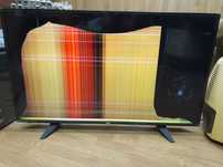 PEÇAS - TV LED 43" - LG 43LH500T - com Ecrã Partido!!!