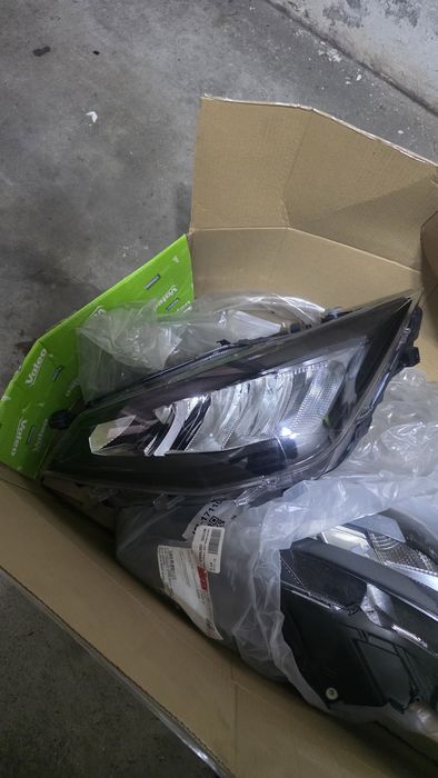 Opticas seat ibiza kj  v 2021 led novas originais