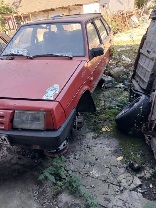 Продам   цілими 2109 2108 2101 2103 Волга 24