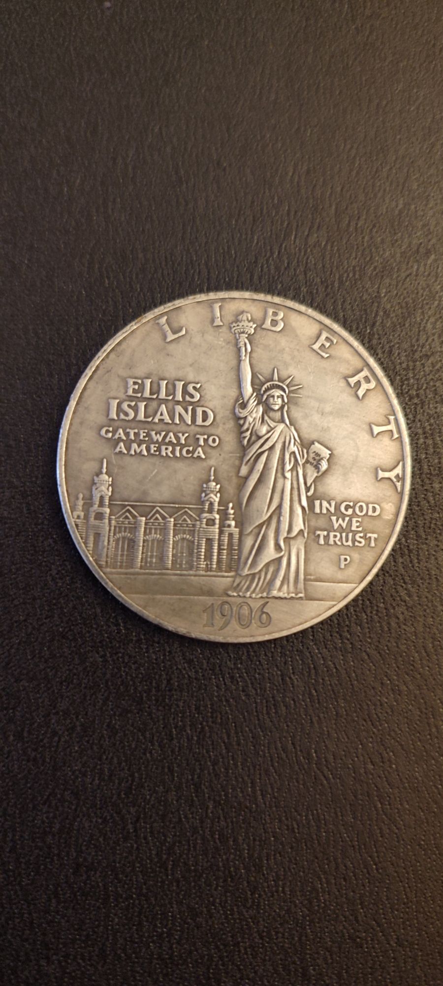 Монета 1$ США    .