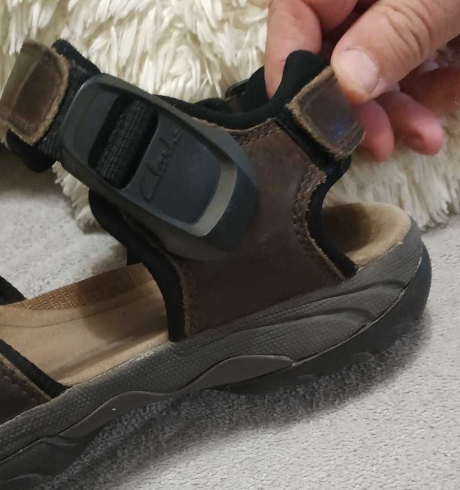 Clarks explore part сандалии, кожа р.7 (на стопу 26см) стелька 27см.