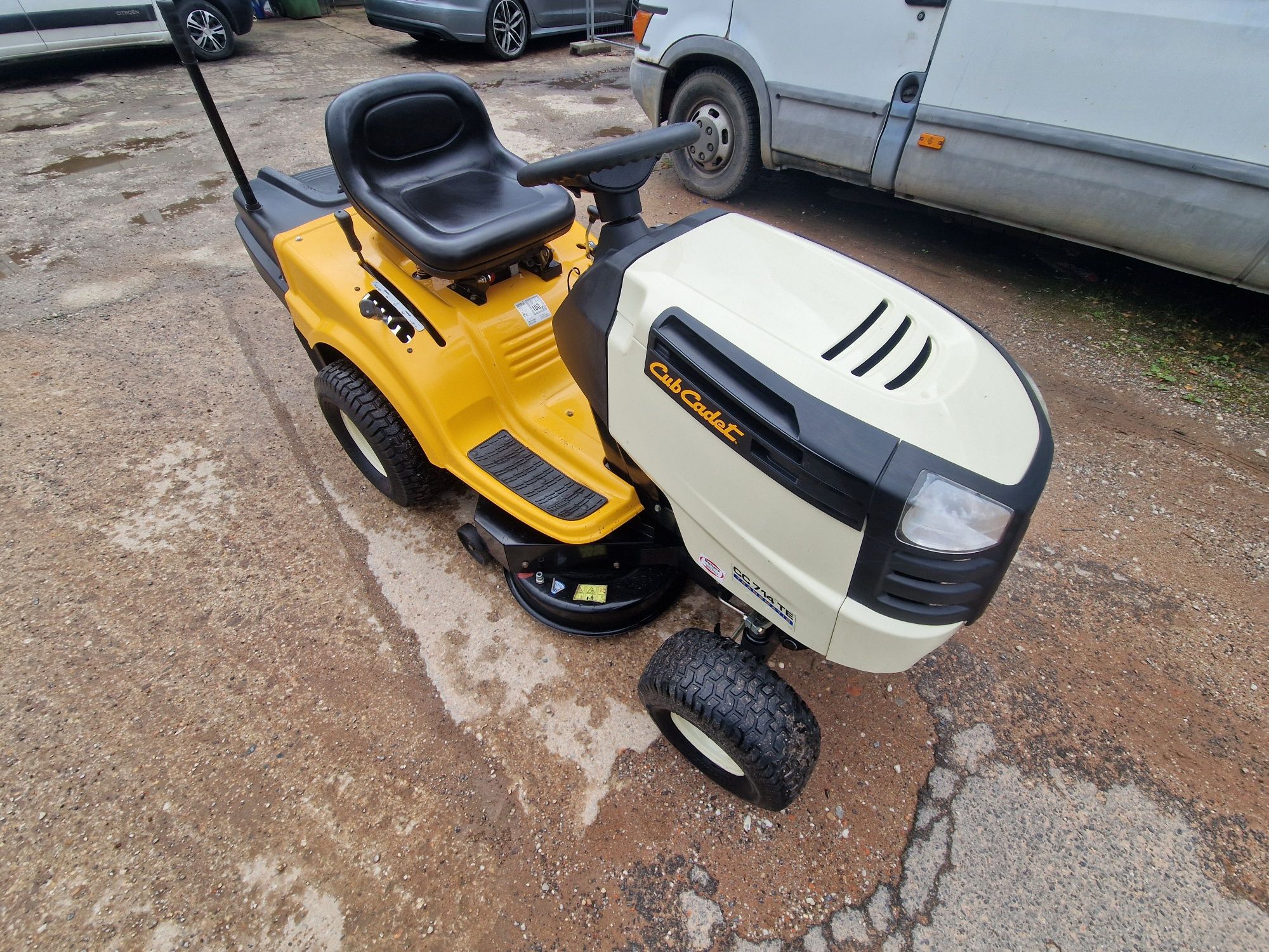 Traktorek Kosiarka cub cadet super stan transport