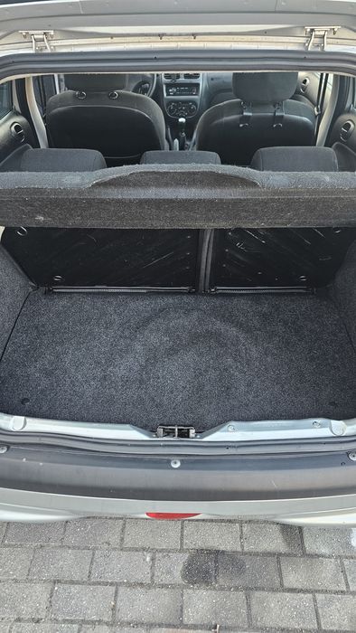 Peugeut 206 impecável