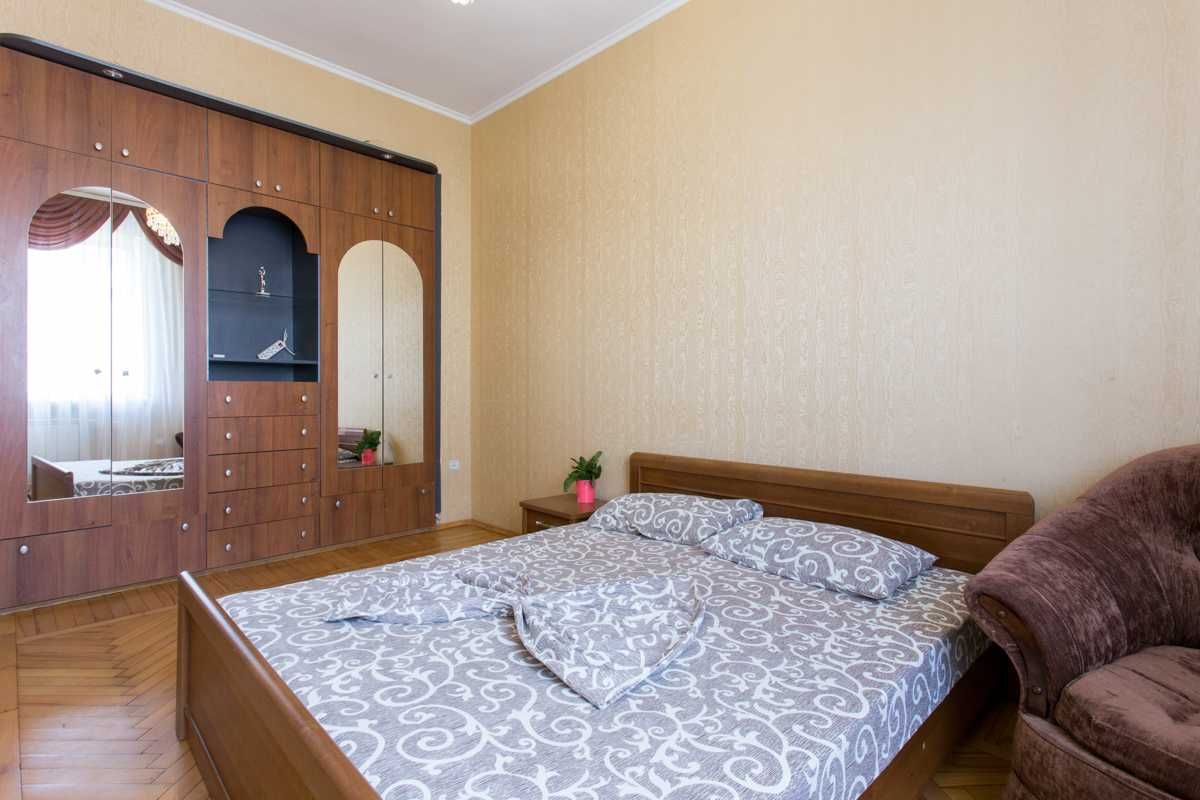 Сдам 2к.квартиру, 60м, косметика, Центр, м.Пушкинская