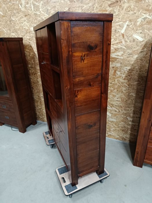 Kredens, biblioteczka duża, komoda wysoka, kolonialna. Podświetlenie