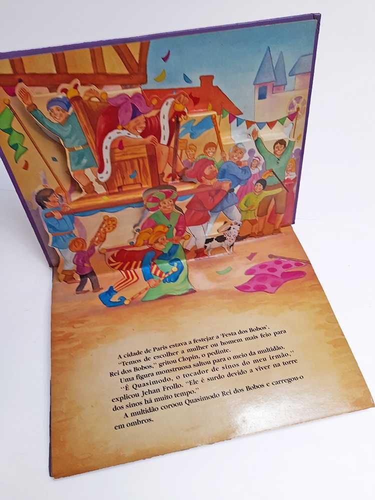 O Corcunda de Notre Dame Livro Infantil 3D