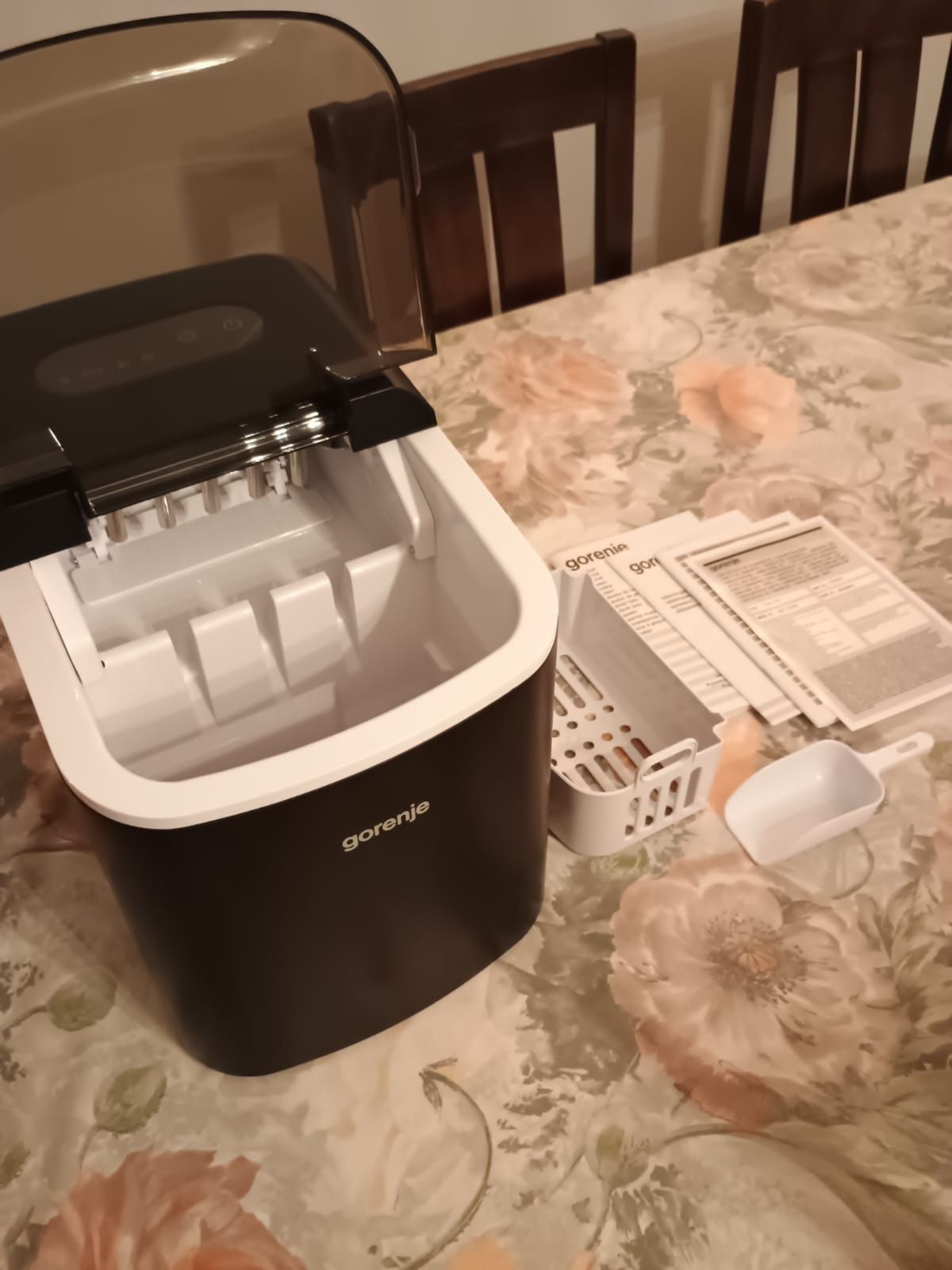 Kostkarka do lodu marki gorenje