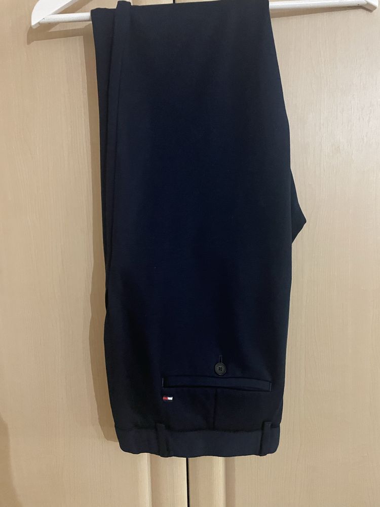 Чіноси, штани Tommy Hilfiger