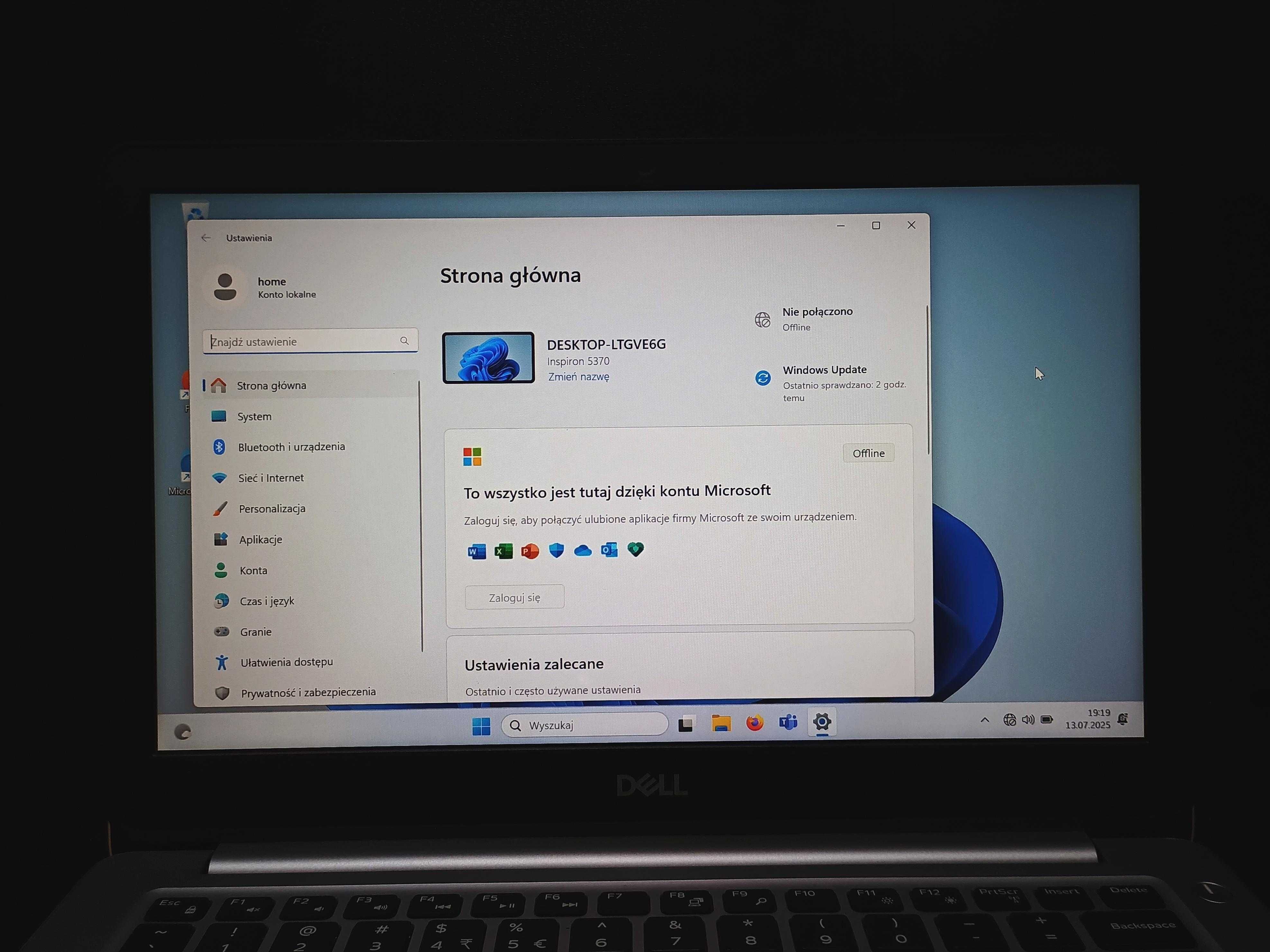 Laptop Dell Inspiron 13" win 11 / i5 / 16GB ram / Radeon GPU+pokrowiec