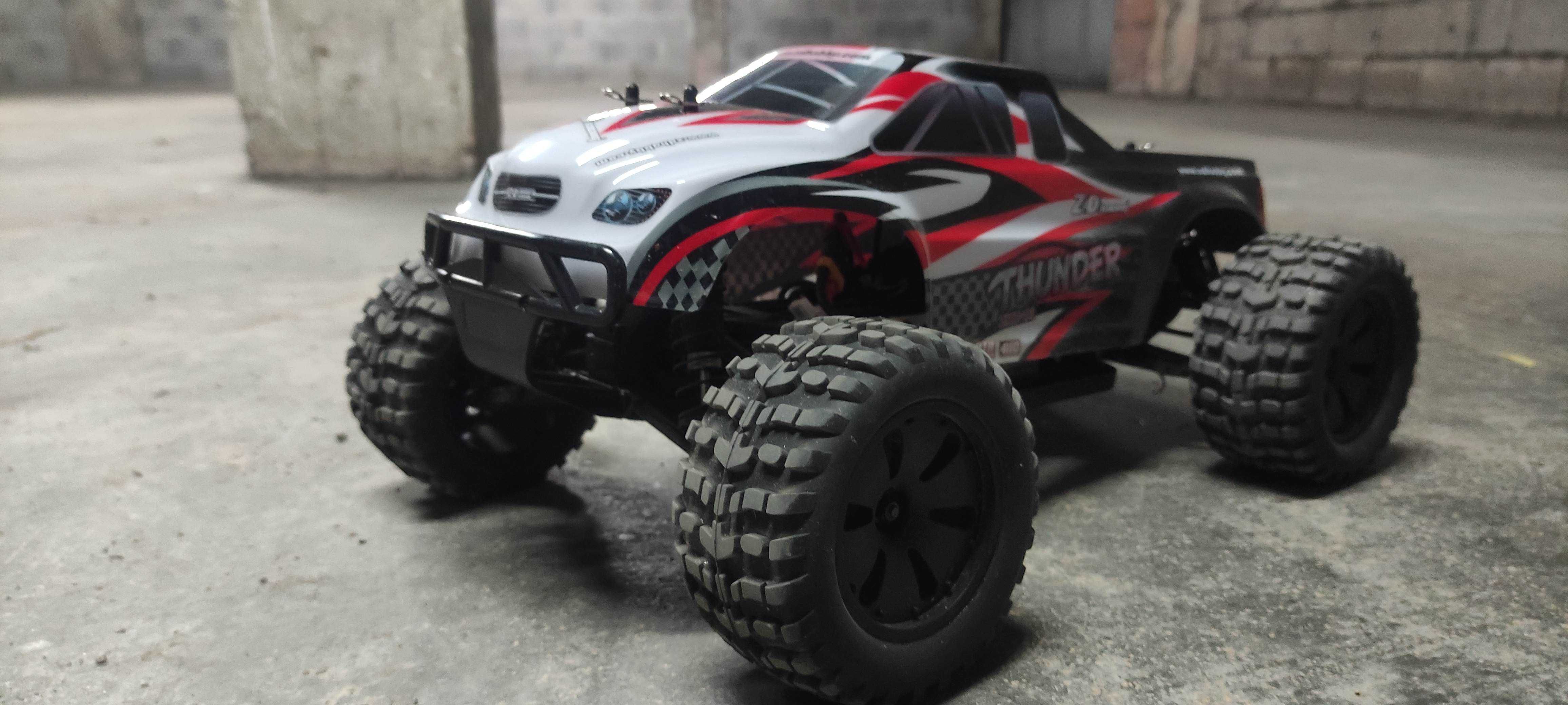 Telecomandado motor brushless - escala 1/10 (grande) -BIGFOOT -Bashing