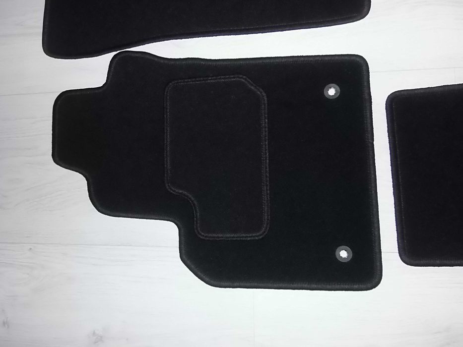 Dywaniki Welurowe VOLVO V50 S40 Rok 04-12 Idealnie Dopasowane STOPERY