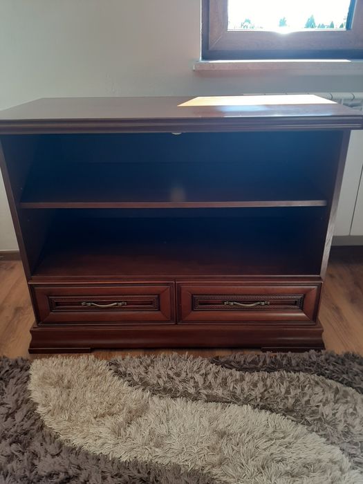 Sprzedam szafkę pod telewizor