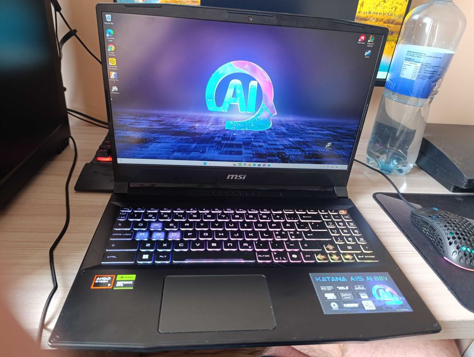 Laptop MSI Katana A15