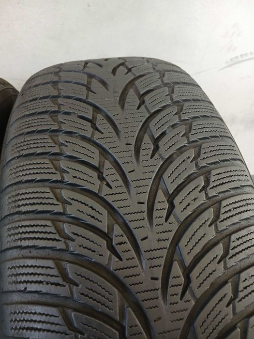 Opony zimowe Nokian 215/60/16