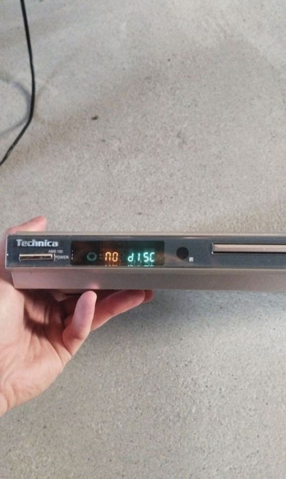 odtwarzacz technika ams 100