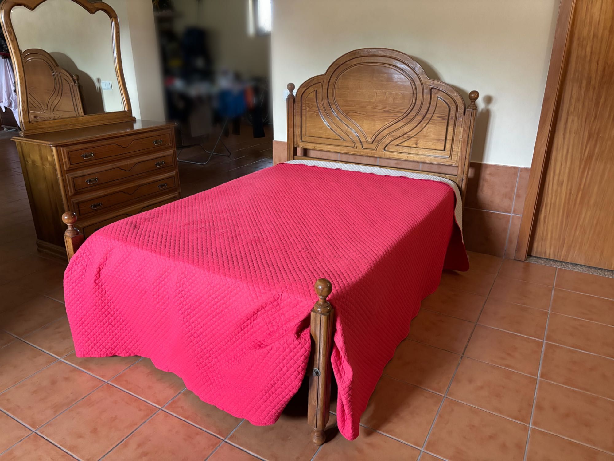 Mobília de quarto com cómoda