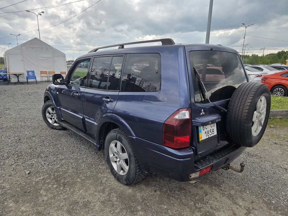 Міцубісі -Паджеро 2006 рік 7 Місць