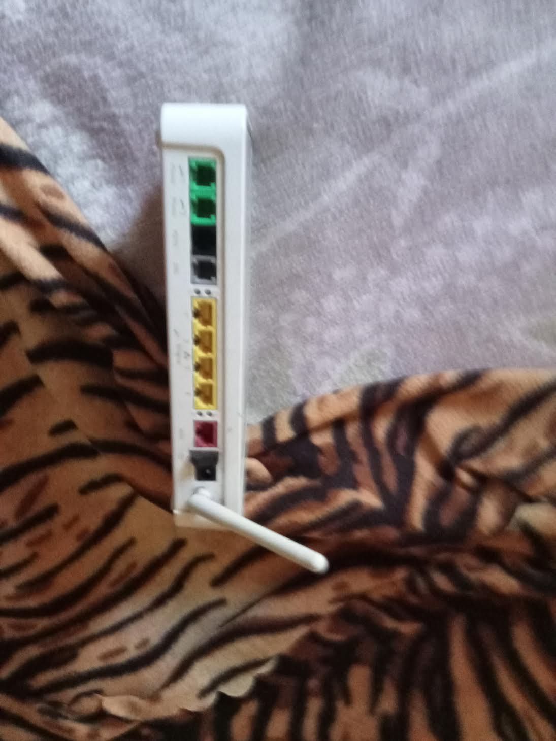 Modems  usados de diversas marcas