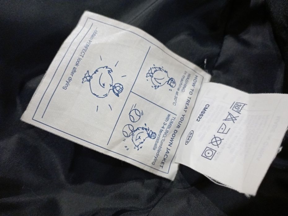 Puchowa, czarna kurtka FILA