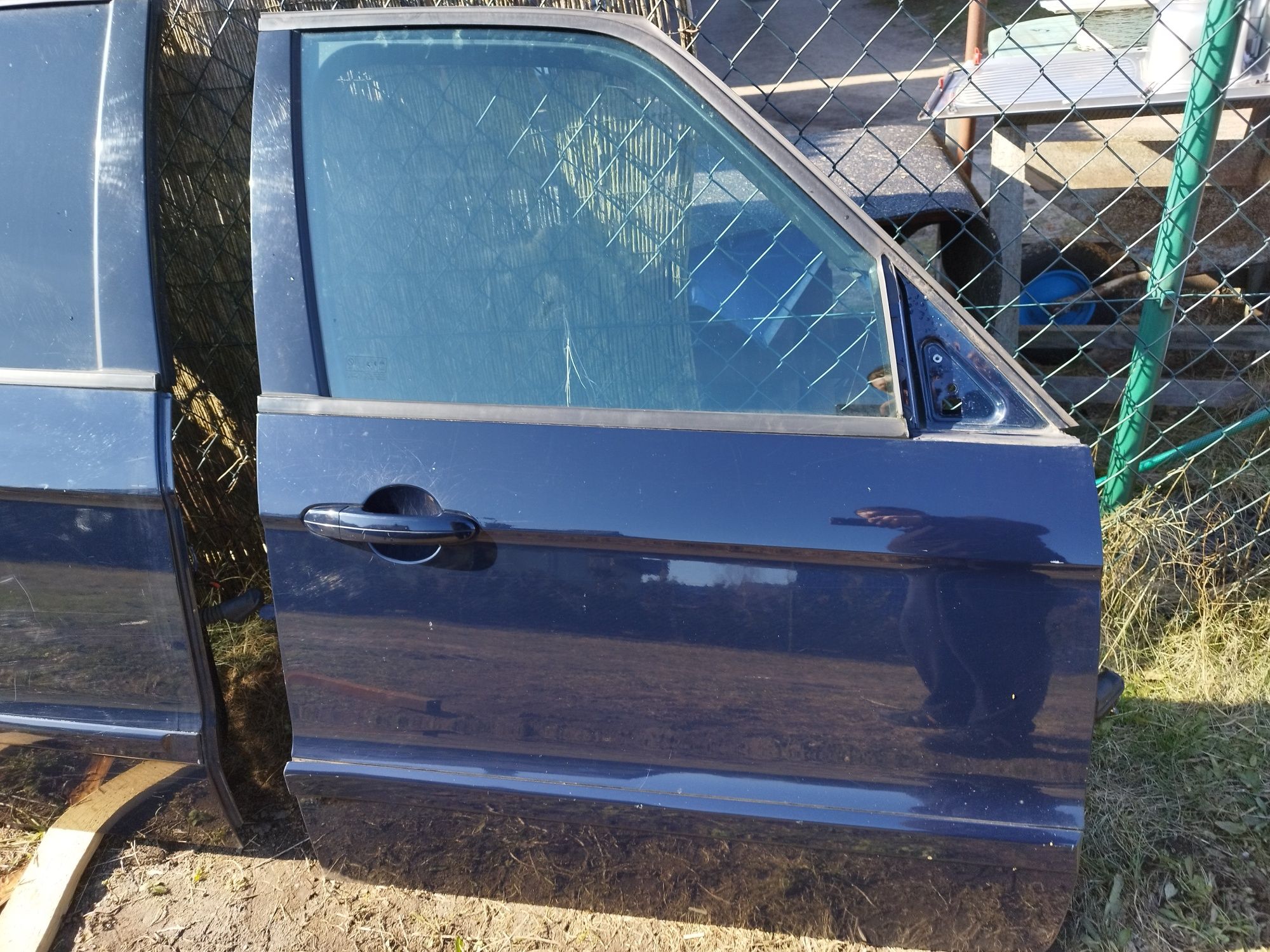 Drzwi Ford Galaxy MK3 06-15 lakier V6 granatowy