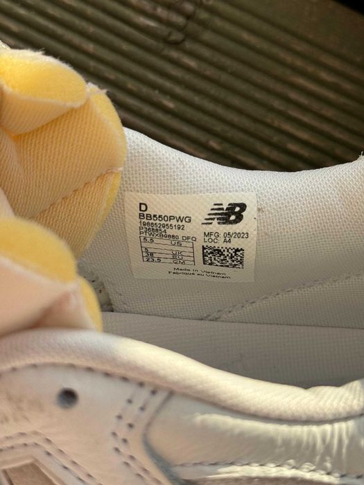 nowe sneakersy, buty New Balance model 550 - rozmiar EU 38 / US 5,5