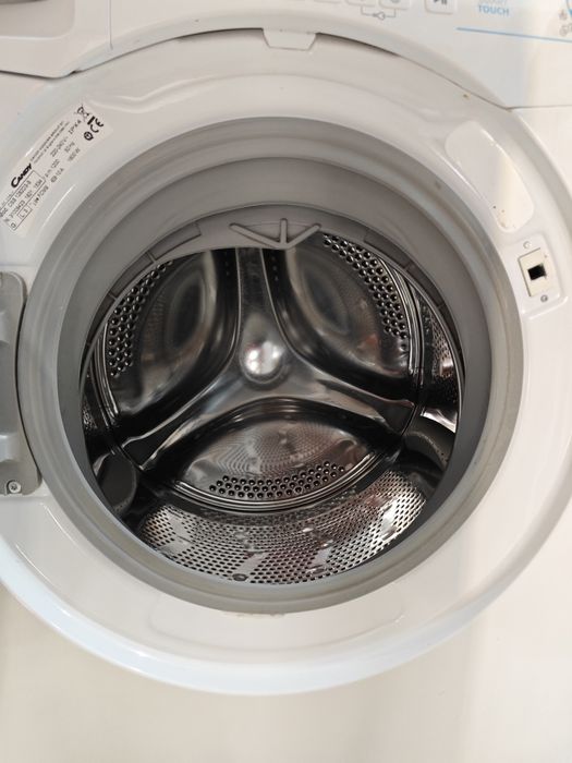 Máquina de Lavar Roupa Candy Smart Touch 8kg 1200rpm – Usada
