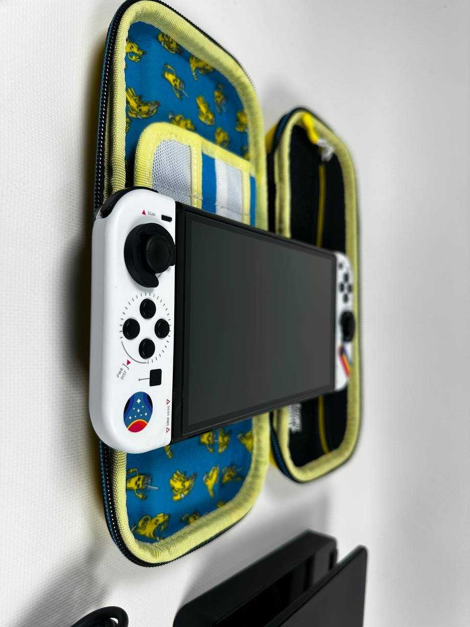 Ігрова консоль Nintendo Switch OLED