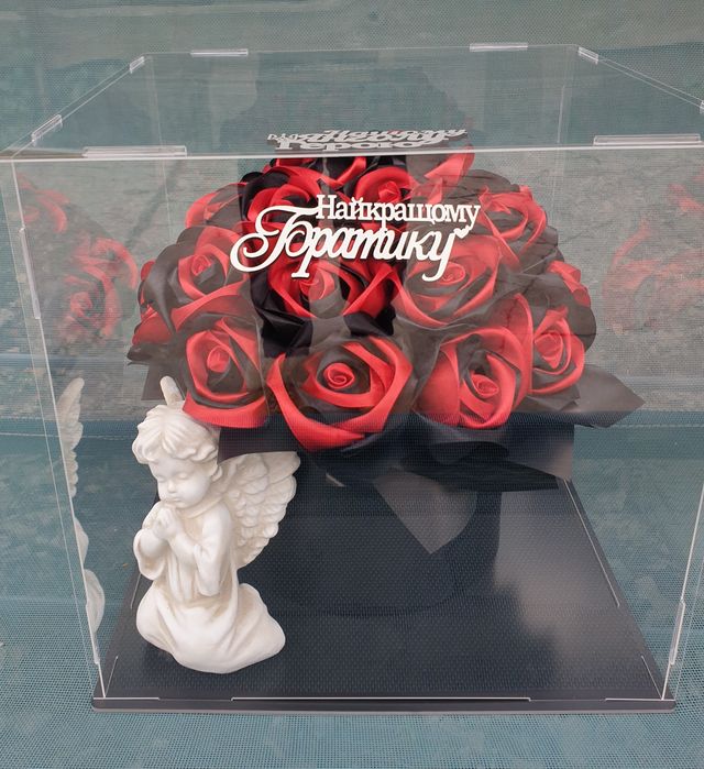 Акриловий куб!Акриловый бокс!топери,ангелочки,коробки для квітів!