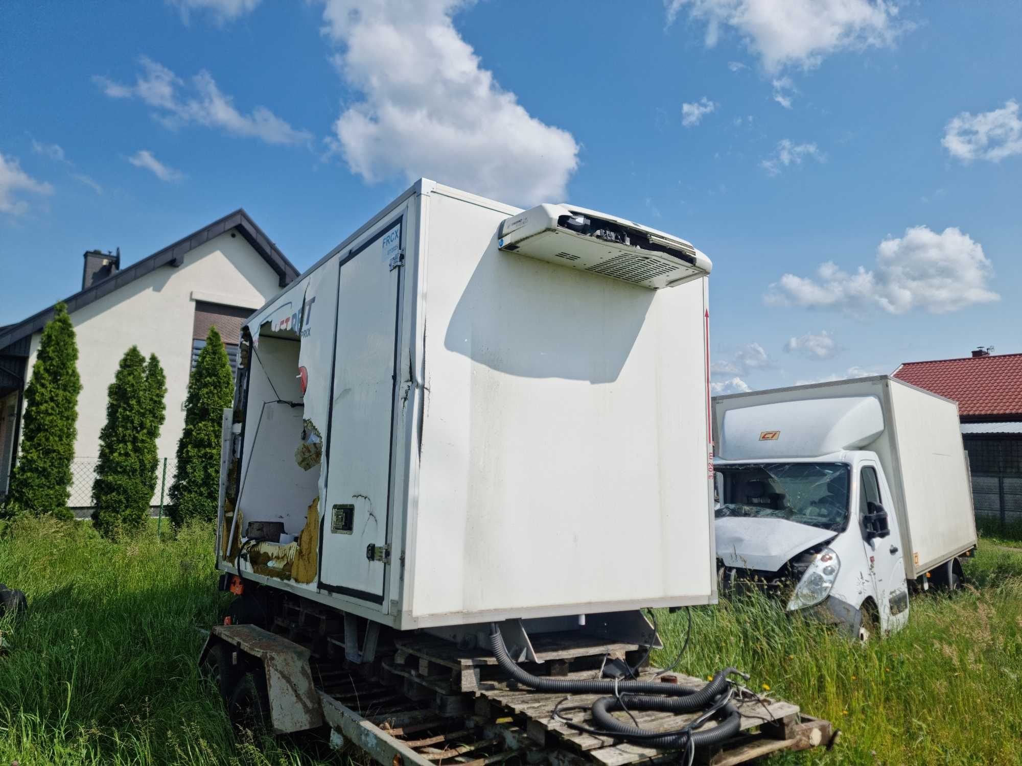 Kontener chłodnia Iveco Daily winda