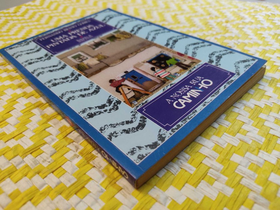 UMA PRENDA PINTADA DE AZUL – 
Fernando Bento Gomes