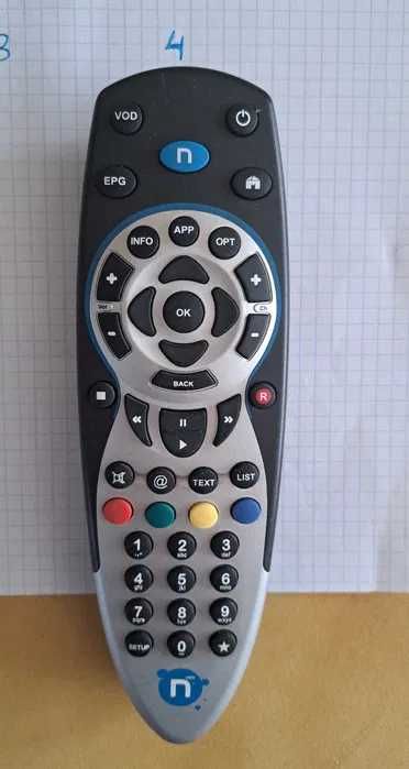 Pilot „n” (Nbox ITI-5800 / recorder / ADB) – oryginalny, sprawny