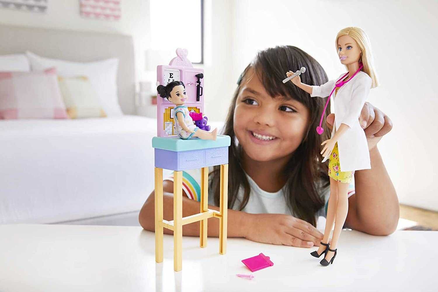 Кукла Барби Я могу быть Педиатр блондинка Детский доктор врач Barbie