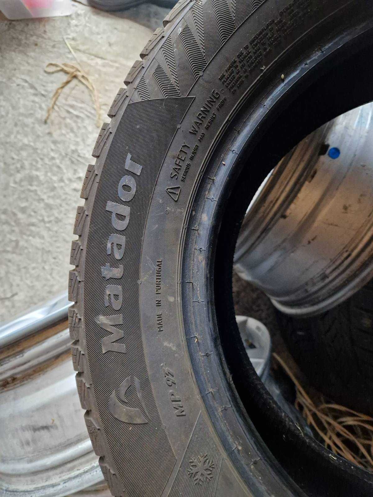 Зимові шини 4 шт., Matador 215/60/R16 99H XL/Диски Литі